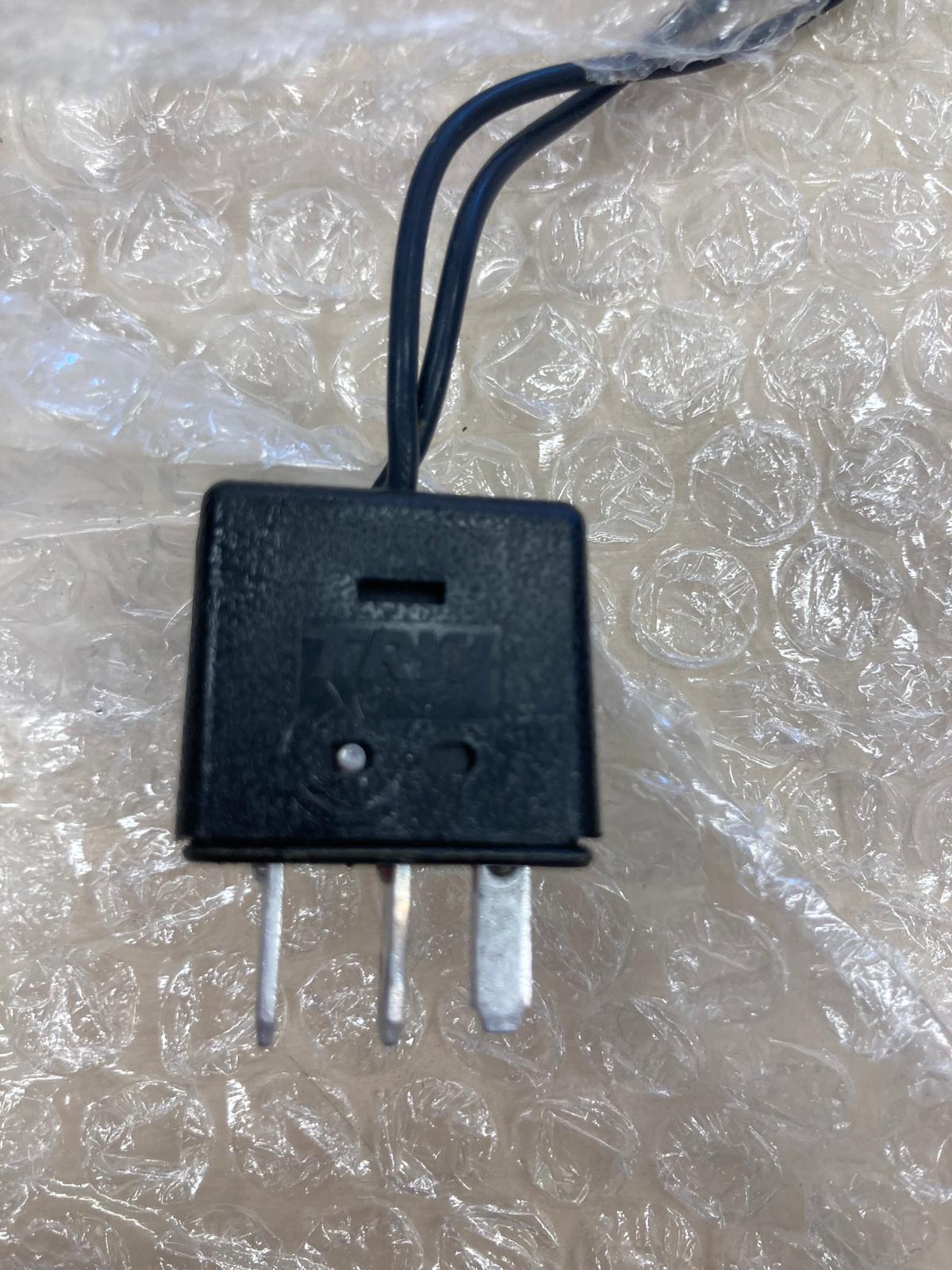 Connecteur 3-pin SA6